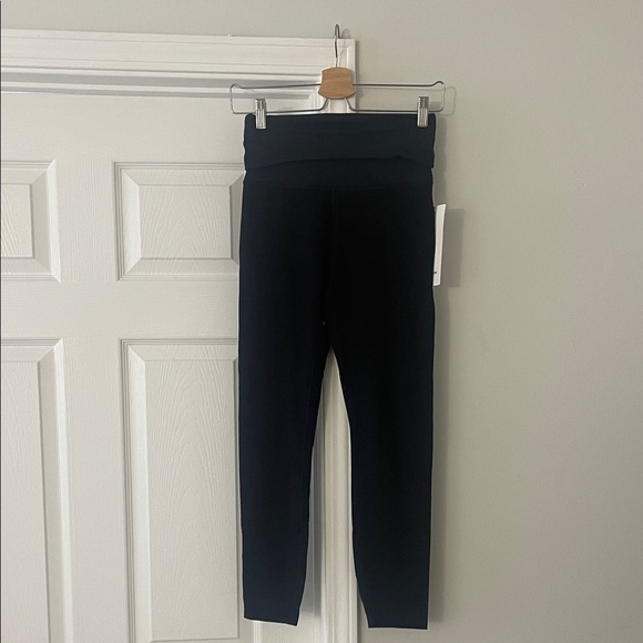 NWT Lululemon 6 Groove Nulu Foldover Waist Tight 25” - Picture 3 of 6